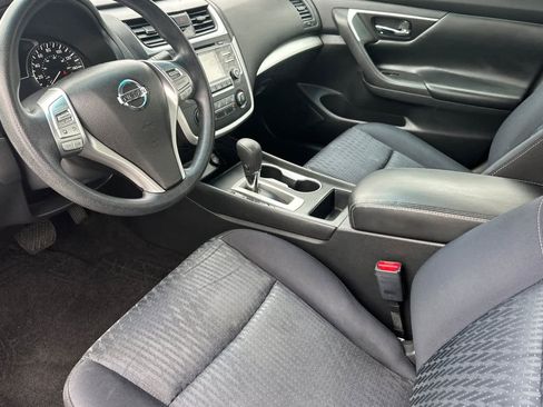 Used 2016 Nissan Altima 2.5 S w/ Power Driver Seat Package image 11