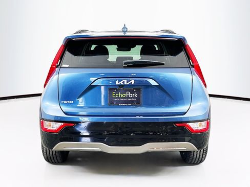 Used 2023 Kia Niro Wind w/ Wind Preserve Package FWD image 7