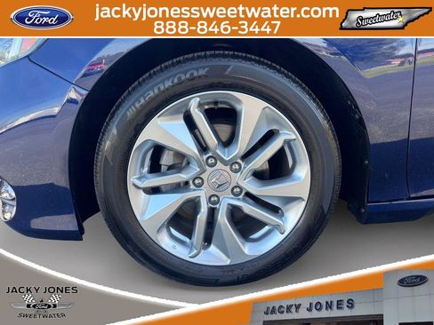 Used 2018 Honda Accord LX image 9