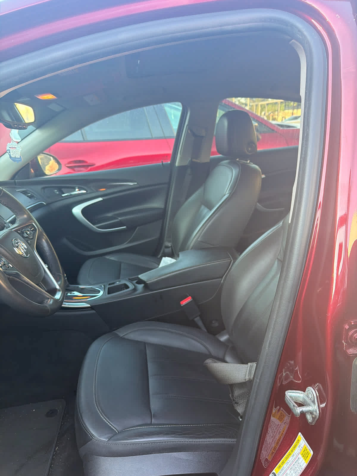 Used 2016 Buick Regal FWD image 3