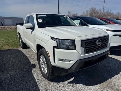Used 2024 Nissan Frontier SV w/ SV Convenience Package