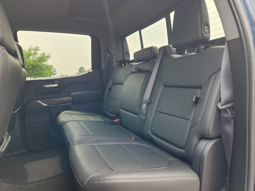 Used 2021 GMC Sierra 1500 SLT w/ SLT Premium Plus Package AWD/4WD image 4