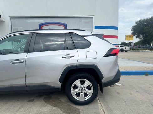 Used 2020 Toyota RAV4 XLE w/ Convenience Package AWD/4WD image 30