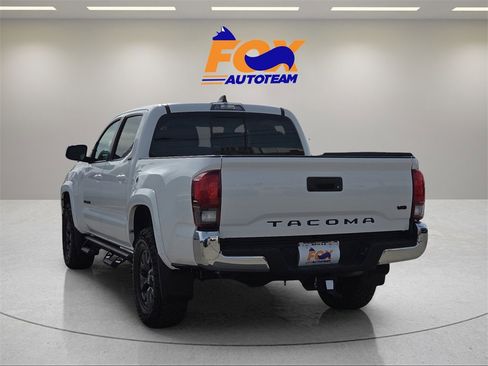 Certified 2023 Toyota Tacoma SR5 image 3