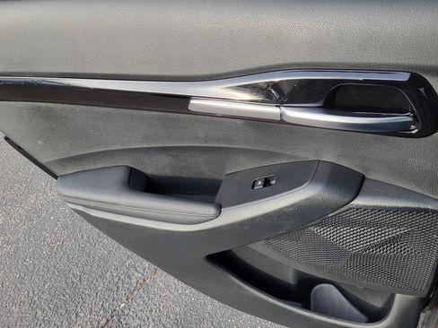 Used 2025 Kia Seltos EX w/ EX Sunroof Package image 11