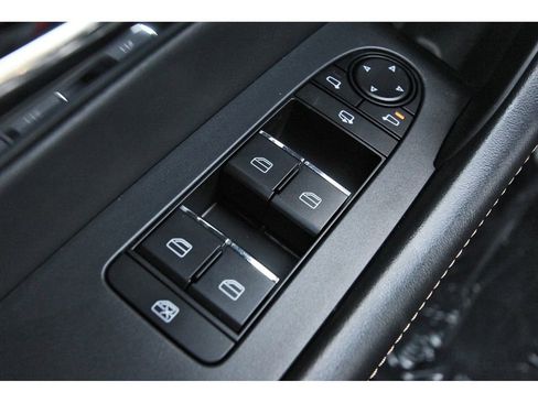 New 2025 MAZDA CX-70 Plug-In Hybrid w/ Premium Plus image 20