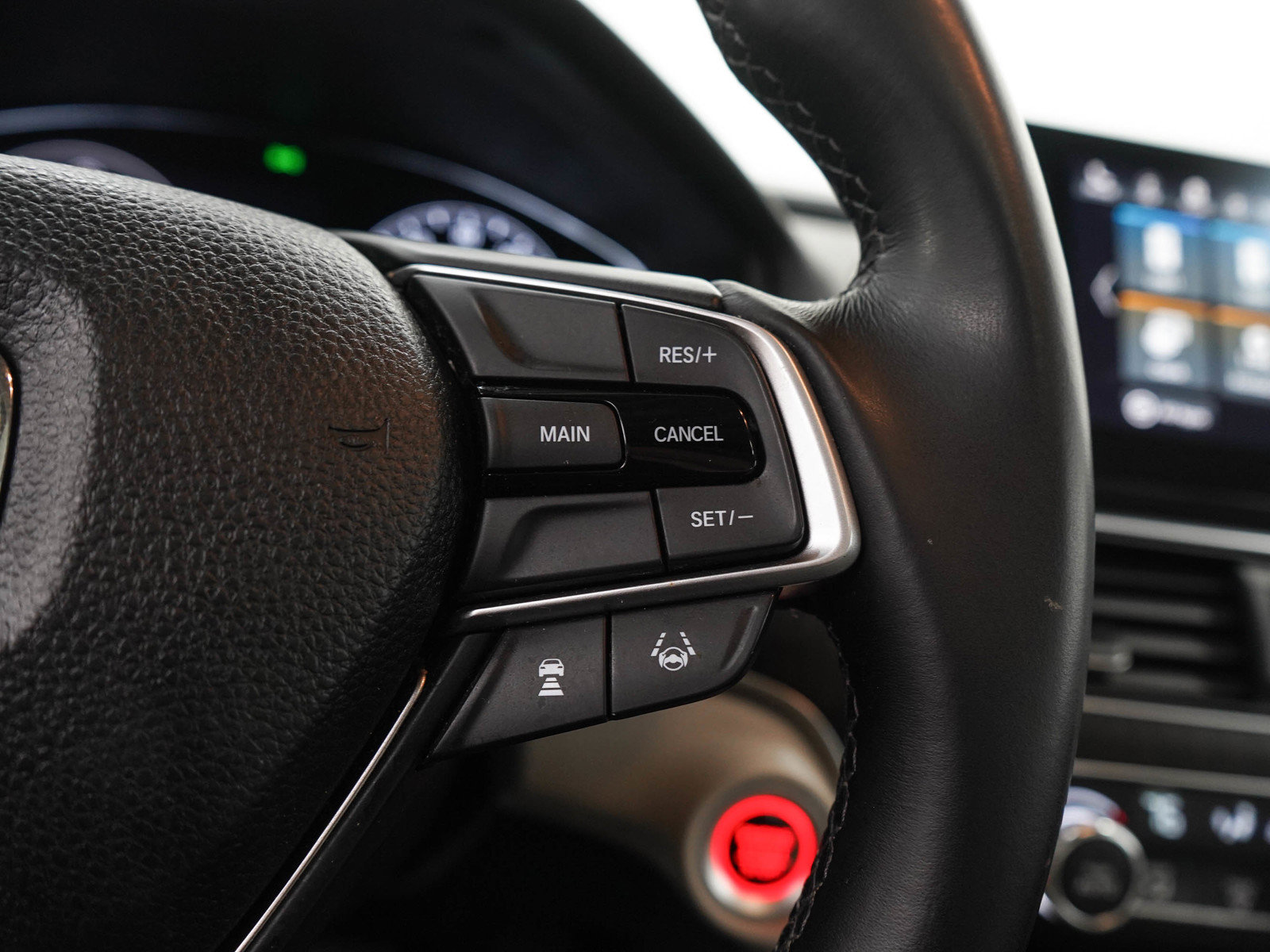 Used 2018 Honda Accord EX-L image 25