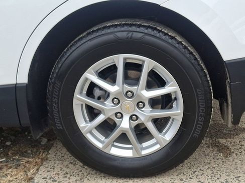 Used 2024 Chevrolet Equinox LT w/ LPO, Floor Liner Package image 31