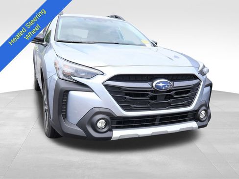 Used 2023 Subaru Outback Limited AWD/4WD image 7