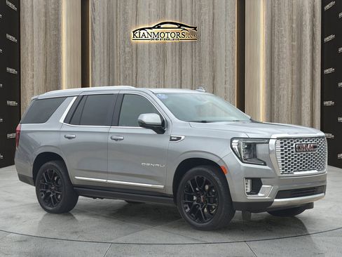 Used 2023 GMC Yukon Denali RWD image 1