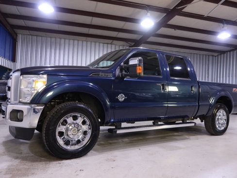 Used 2015 Ford F250 Lariat w/ Lariat Ultimate Package image 1