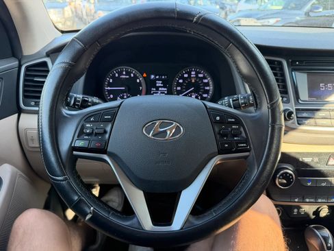 Used 2017 Hyundai Tucson Sport AWD/4WD image 16