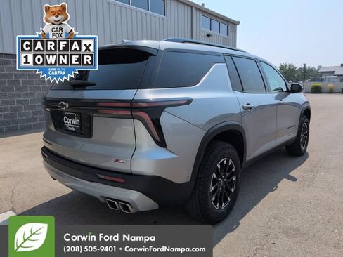 Used 2025 Chevrolet Traverse Z71 w/ Enhanced Driving Package AWD/4WD image 3