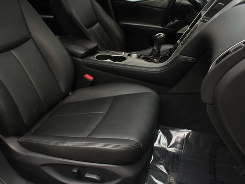 Used 2017 INFINITI Q50 3.0t Premium w/ 3.0T Premium Plus Package AWD/4WD image 25
