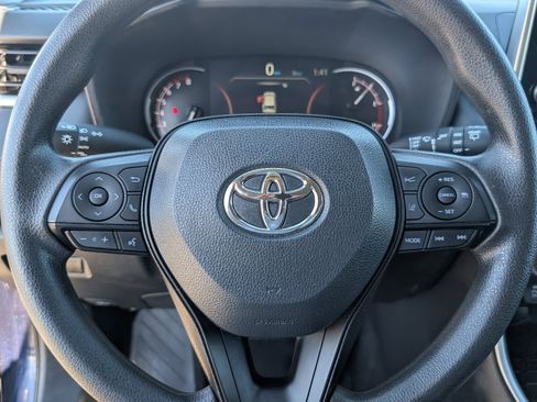 Used 2024 Toyota RAV4 XLE image 18