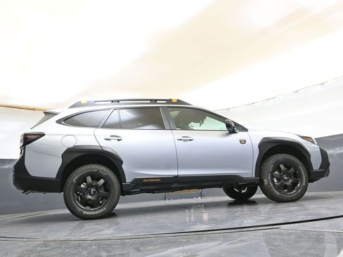 Used 2025 Subaru Outback Wilderness image 42