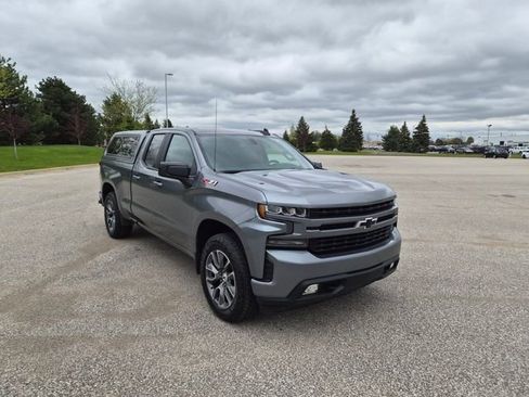 Used 2020 Chevrolet Silverado 1500 RST AWD/4WD image 3