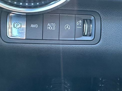 New 2026 Chevrolet Equinox LT w/ Convenience Package II image 20