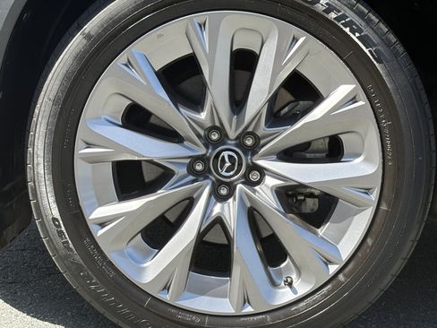 Used 2024 MAZDA CX-90 3.3 Turbo w/ Premium Plus Pkg image 8