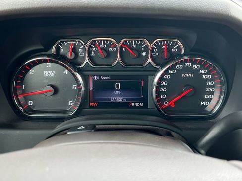 Used 2016 GMC Yukon XL SLT w/ Open Road Package AWD/4WD image 23