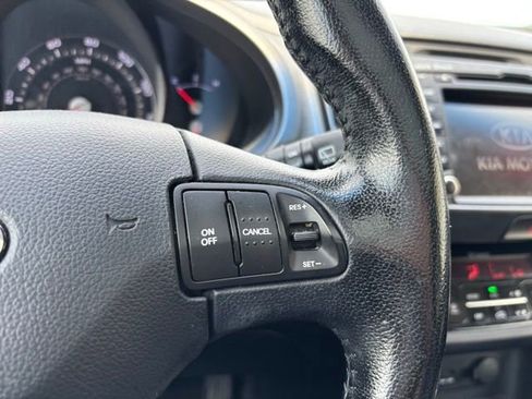 Used 2011 Kia Sportage EX w/ Premium Pkg w/Leather Seats AWD/4WD image 9
