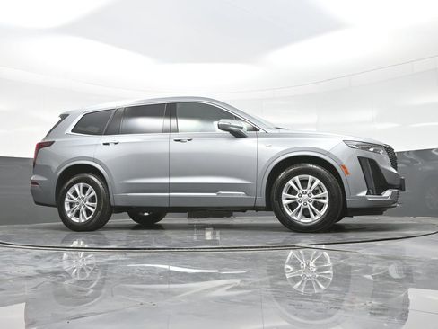 New 2025 Cadillac XT6 Luxury w/ LPO, Floor Liner Package image 35