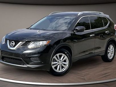 Used 2016 Nissan Rogue SV