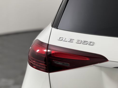 New 2026 Mercedes-Benz GLE 350 4MATIC image 12