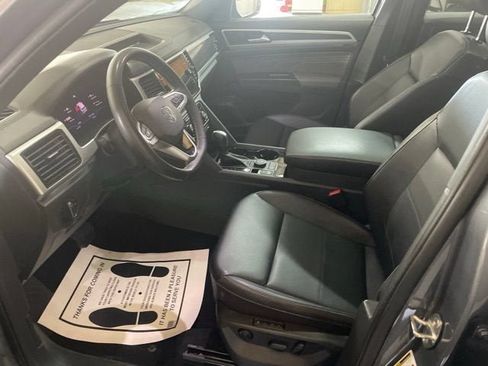 Certified 2021 Volkswagen Atlas Cross Sport SEL AWD/4WD image 15