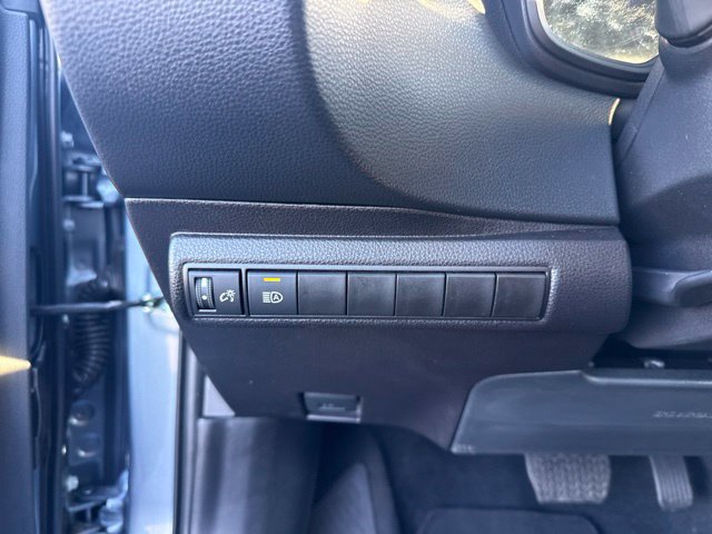 Used 2026 Toyota Corolla LE w/ LE Premium Package FWD image 27