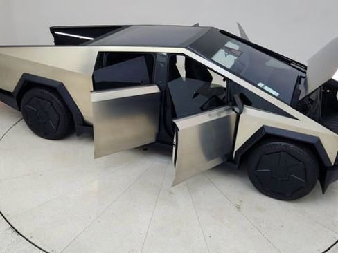 Used 2024 Tesla Cybertruck Cyberbeast image 76