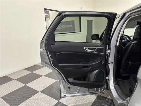 Used 2022 Ford Edge SEL image 15