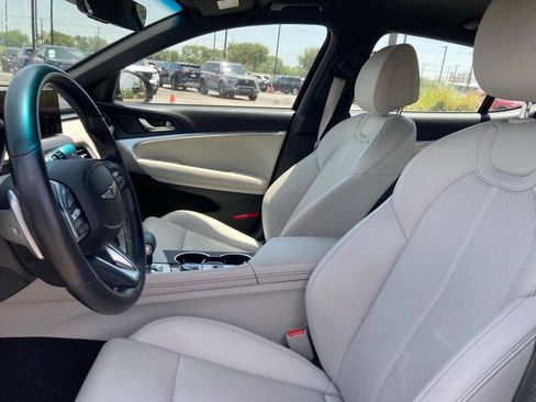 Used 2025 Genesis G70 2.5T AWD/4WD image 9