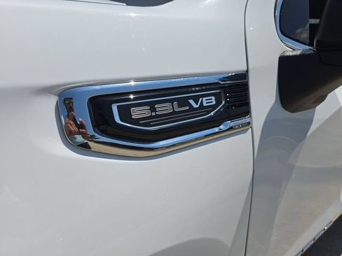 Used 2025 GMC Sierra 1500 SLT RWD image 29