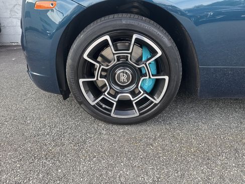 Used 2020 Rolls-Royce Wraith image 6