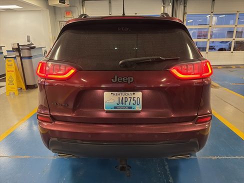 Used 2019 Jeep Cherokee High Altitude image 6