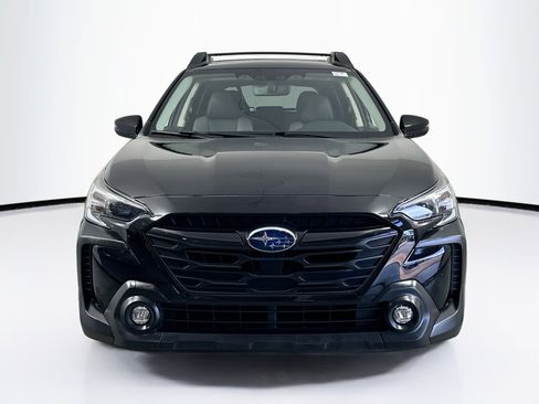 Used 2023 Subaru Outback Onyx Edition AWD/4WD image 2