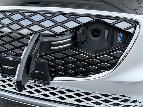 Used 2026 Genesis Electrified GV70 image 11