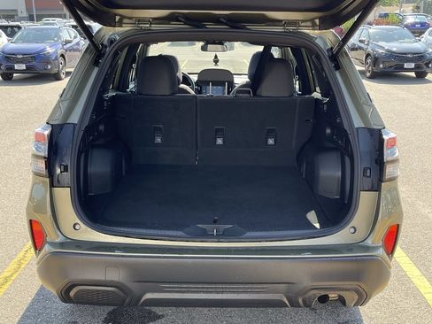 Used 2025 Subaru Forester Premium AWD/4WD image 8