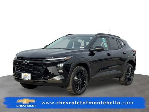 New 2026 Chevrolet Trax ACTIV image 1