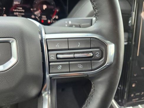 Used 2025 GMC Yukon XL Denali AWD/4WD image 20