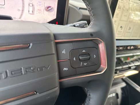 New 2025 GMC Hummer EV 3X image 25