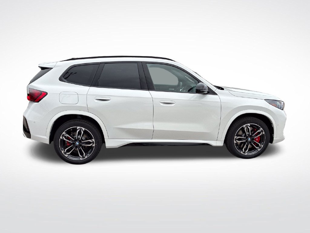 New 2027 BMW X1 xDrive28i w/ Technology Package AWD/4WD image 2