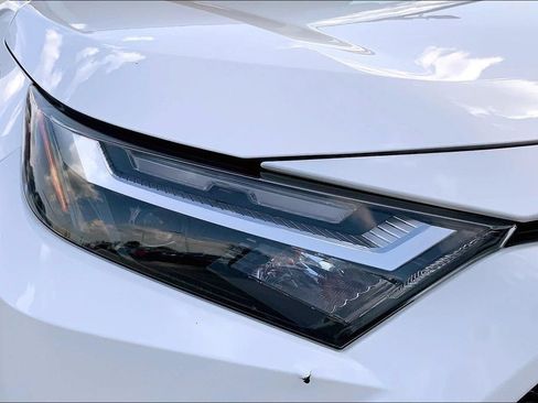 Used 2022 Toyota RAV4 XLE w/ Convenience Package AWD/4WD image 31