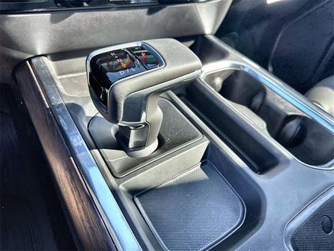 New 2026 GMC Sierra 1500 SLT image 26