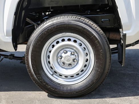 Certified 2024 Toyota Tacoma SR image 27