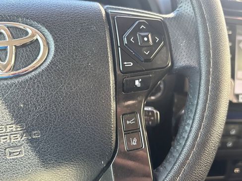 Used 2020 Toyota 4Runner TRD Pro AWD/4WD image 23