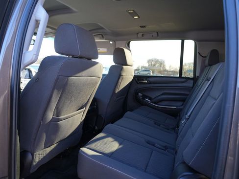 Used 2016 Chevrolet Suburban LS image 18