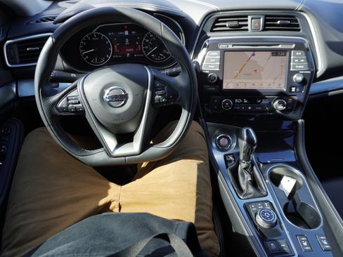 Used 2022 Nissan Maxima SV w/ Floor Mat Group image 37