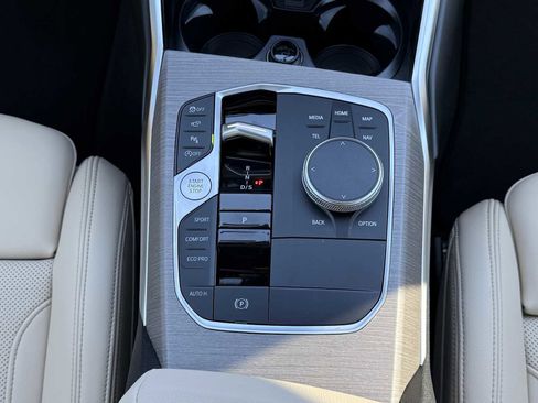 New 2026 BMW 330i Sedan w/ Convenience Package image 17